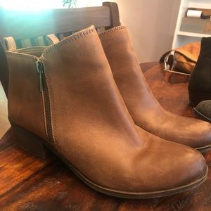 Lucky Brand Tan Ankle Booties Size 8.5